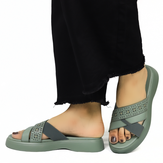 Mint Women Criss Cross Slippers