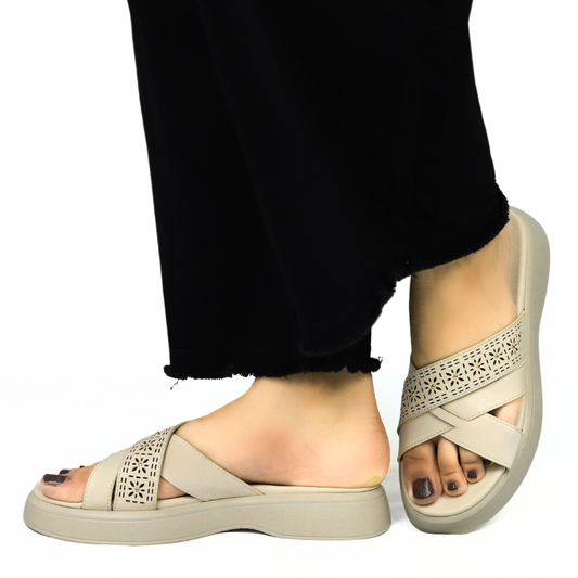 Fawn Women Criss Cross Slippers