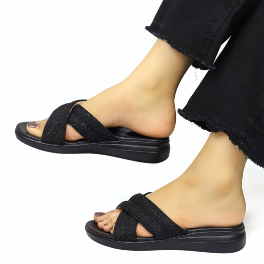 Women’s Fawn Slip-On Slippers